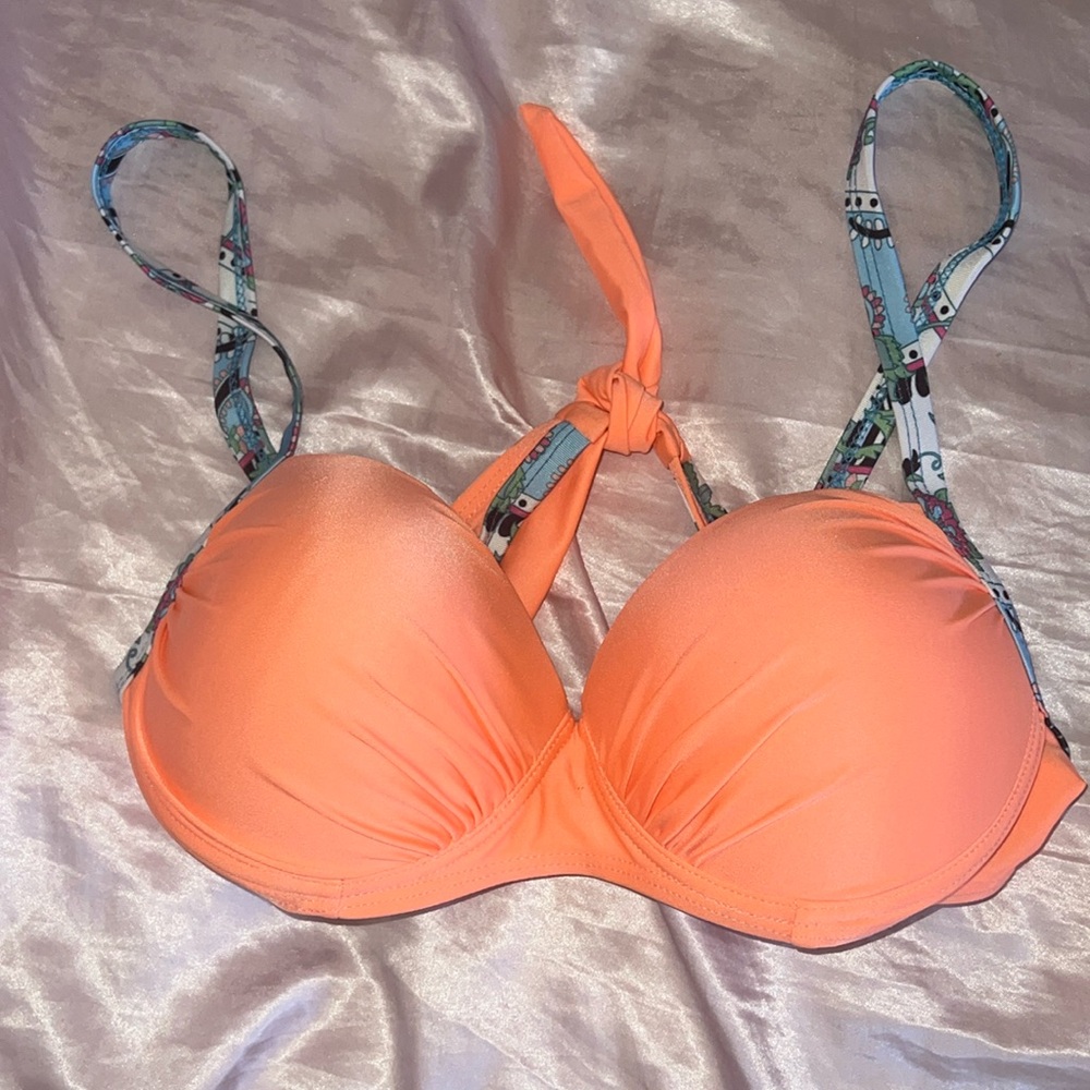 Bathing top